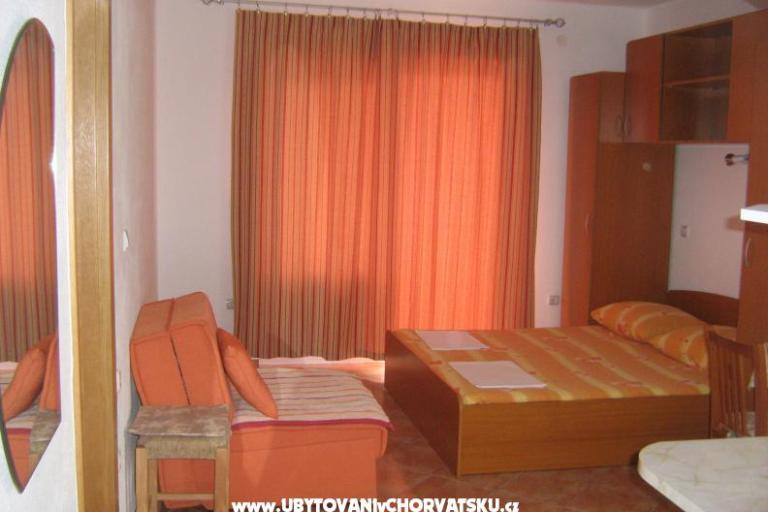 Apartmaji Mirnna – foto 13