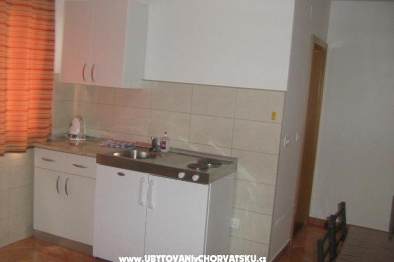 Apartmaji Mirnna – foto 14