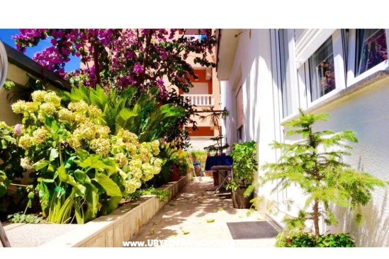 Apartmaji Jerković Gradac – foto 6