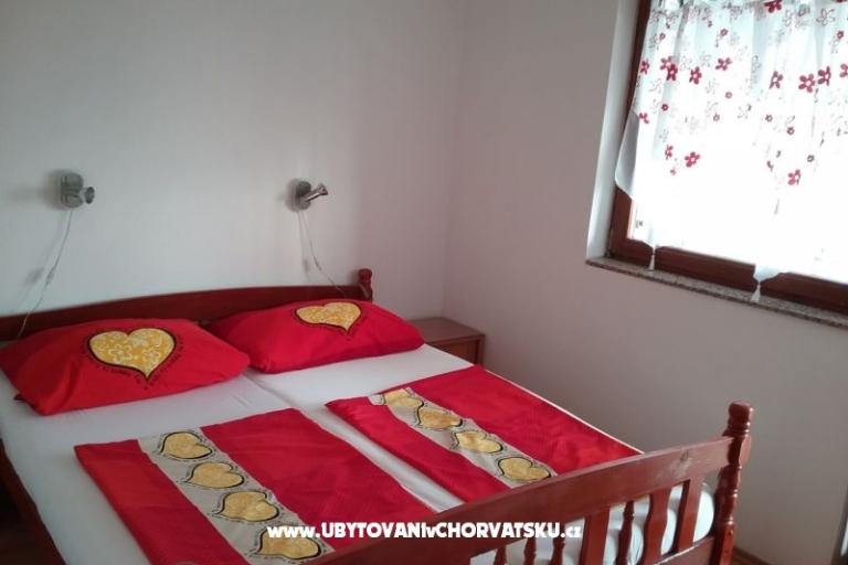 Apartmaji &amp; rooms Brist – foto 10
