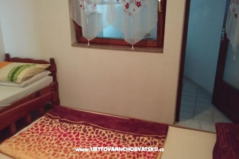 Apartmaji &amp; rooms Brist – foto 14