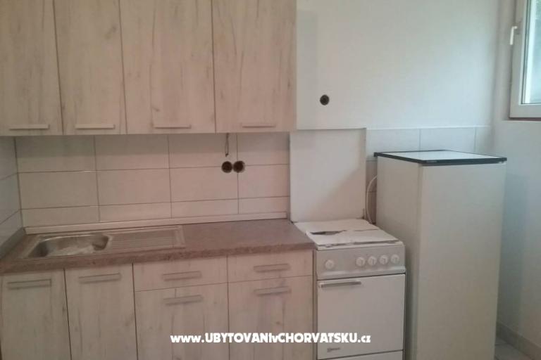 Apartmaji &amp; rooms Brist – foto 18