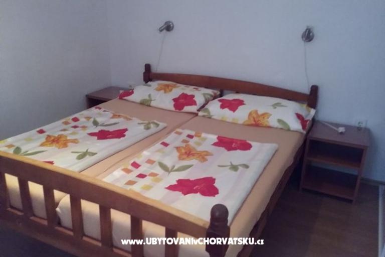 Apartmaji &amp; rooms Brist – foto 5