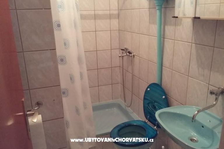 Apartmaji &amp; rooms Brist – foto 6