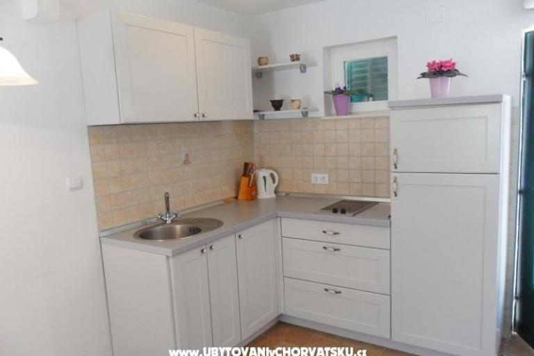 Apartmaji Leut – foto 11