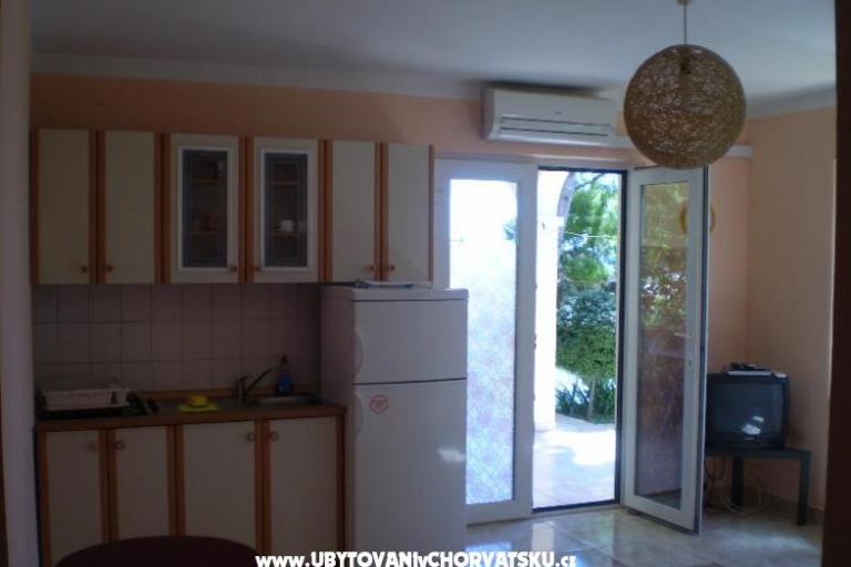 Apartmaji Anja – foto 2