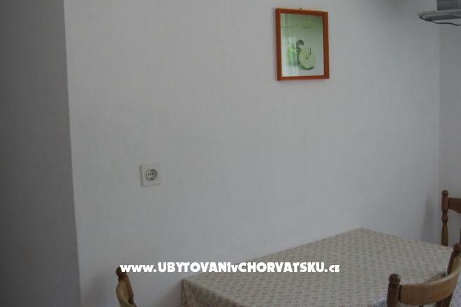 Apartmaji Jelsa-Hvar – foto 5