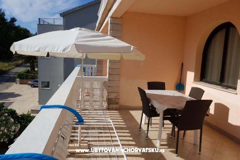 Apartmaji Komarica – foto 13