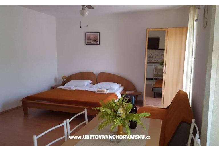Apartmaji Komarica – foto 7