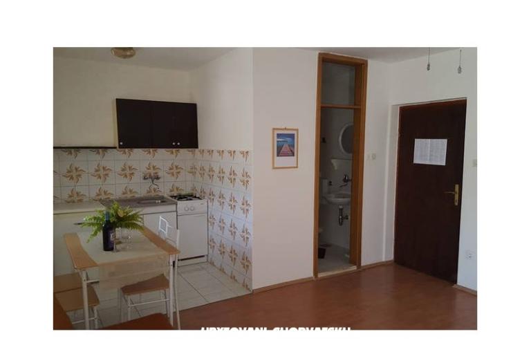 Apartmaji Komarica – foto 8