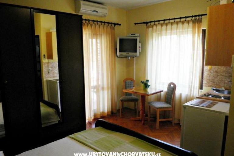 Apartmaji  IDA – foto 9