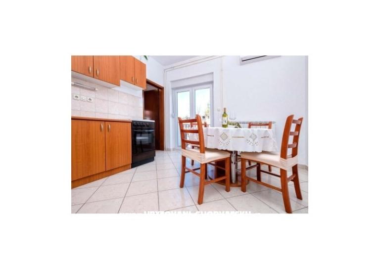 Apartmaji "Mila" – foto 8