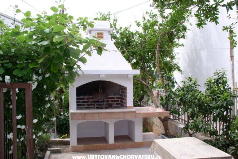 Apartmaji TUDOR HOUSE – foto 3