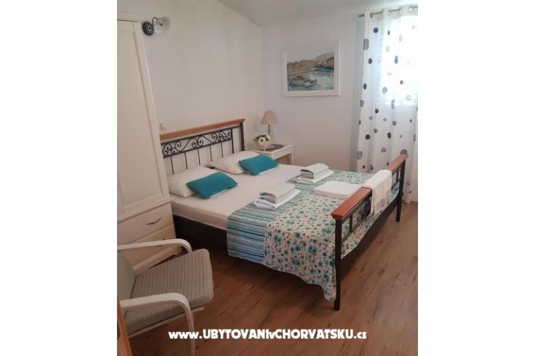 Apartmaji BY THE BEACH-Meri – foto 12