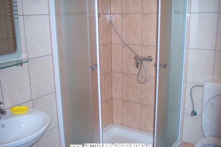 Apartmaji Vedrana – foto 9