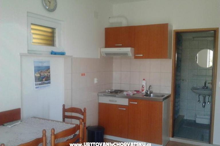 Apartmaji Mirjana  – foto 11