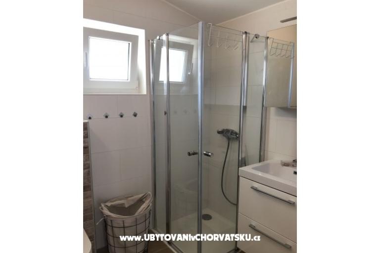 Apartmaji Bonny – foto 11