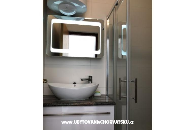 Apartmaji Bonny – foto 23