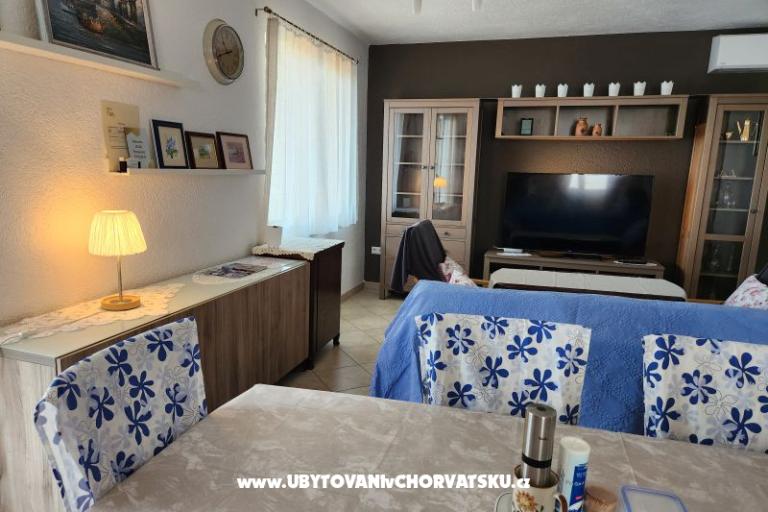 Apartma Karlobag – foto 23