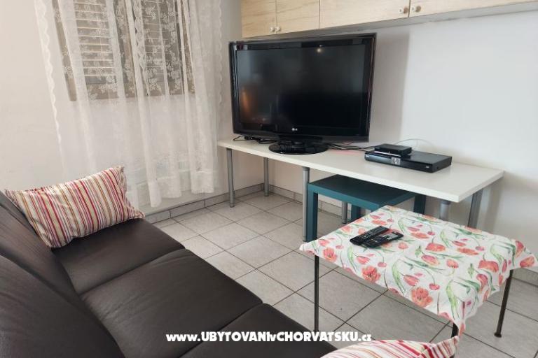 Apartma Karlobag – foto 9