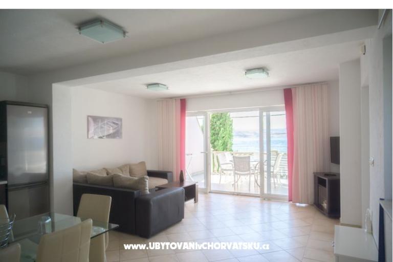 Beachfront Apartmaji Baricevic wit – foto 4