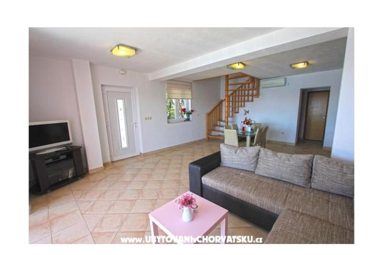 Beachfront Apartmaji Baricevic wit – foto 7