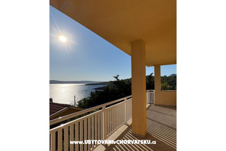 Beachfront Apartmaji A+M – foto 6