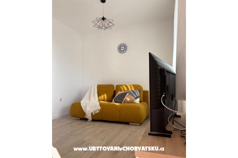 Beachfront Apartmaji A+M – foto 7
