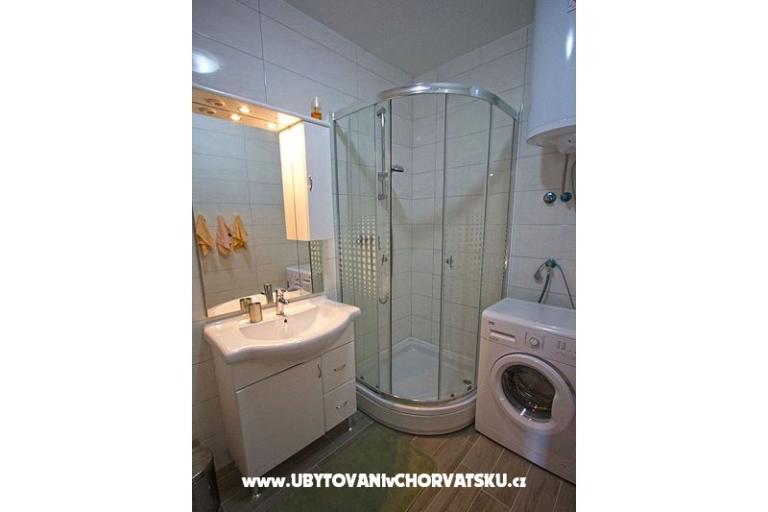 Beachfront Apartmaji Amaris – foto 14