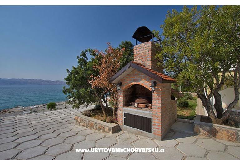 Beachfront Apartmaji Amaris – foto 4