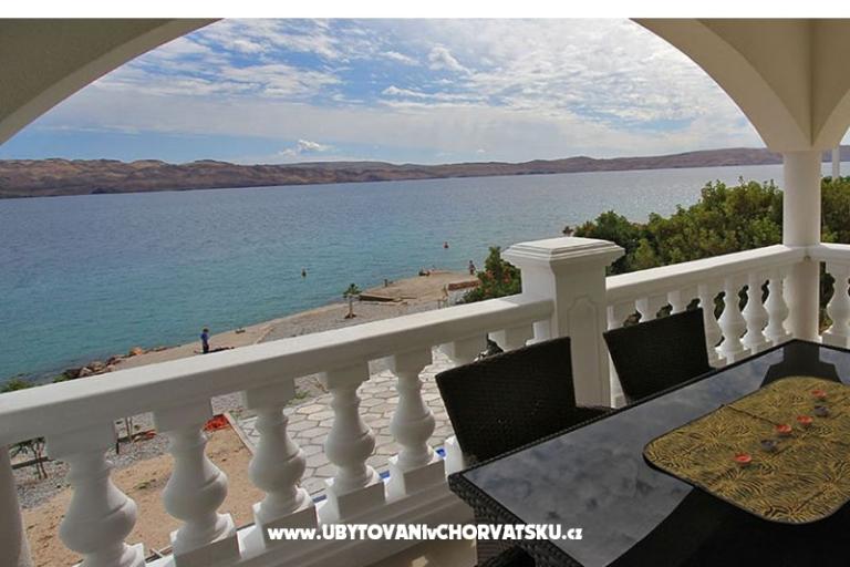 Beachfront Apartmaji Amaris – foto 5