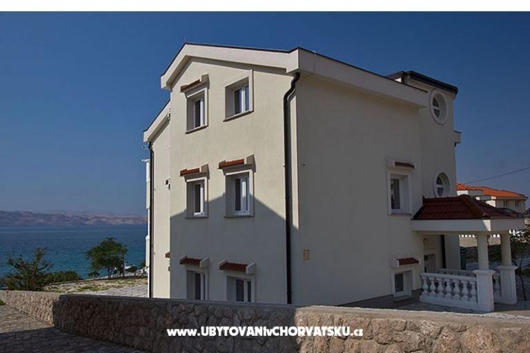 Beachfront Apartmaji Amaris – foto 7