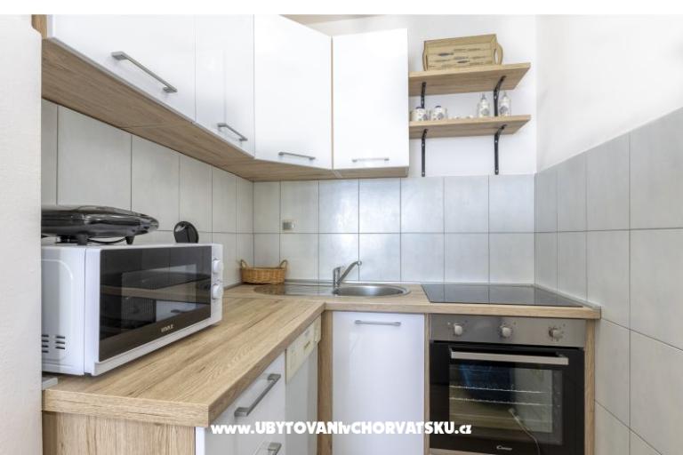 Beachfront Apartmaji Laszlo – foto 3