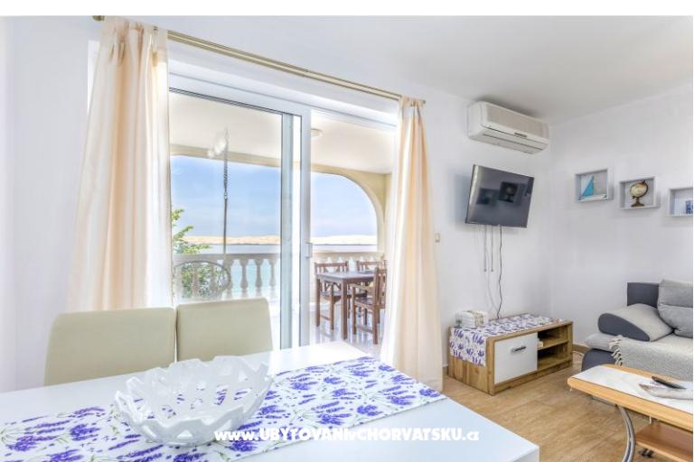 Beachfront Apartmaji Laszlo – foto 4
