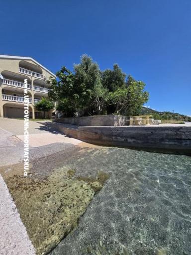 Beachfront Apartmaji Laszlo – foto 9