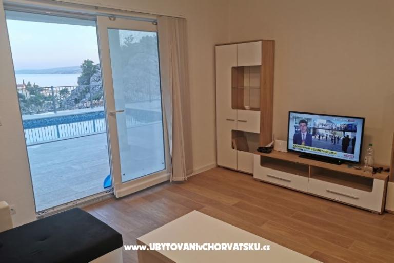 Beachfront Hiša Robert z bazenom – foto 10
