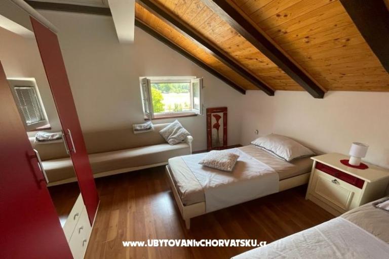 Holiday Hiša Nina – foto 13