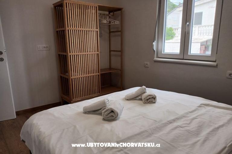 Beachfront Holiday Hiša Ivana with – foto 9