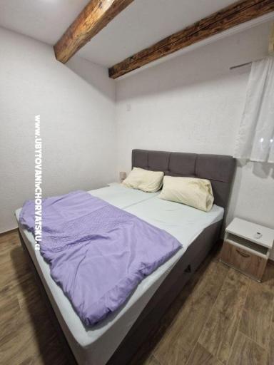 Villa Robert 2 z bazenom Cesarica – foto 17