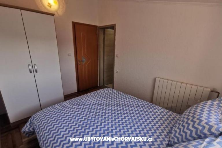 Villa Robert 2 z bazenom Cesarica – foto 7