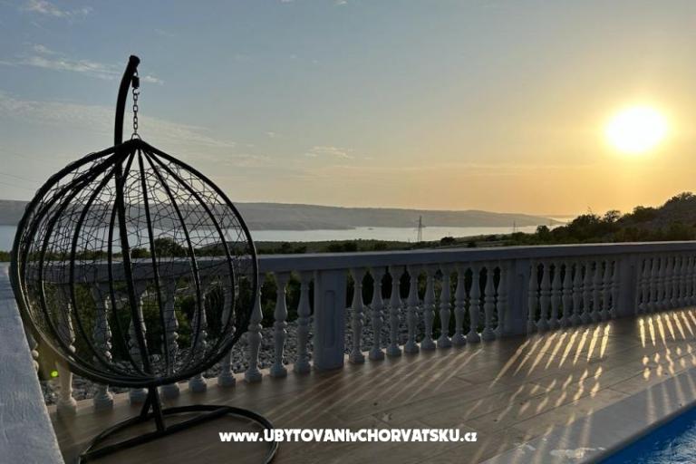 Villa Robert 2 z bazenom Cesarica – foto 9