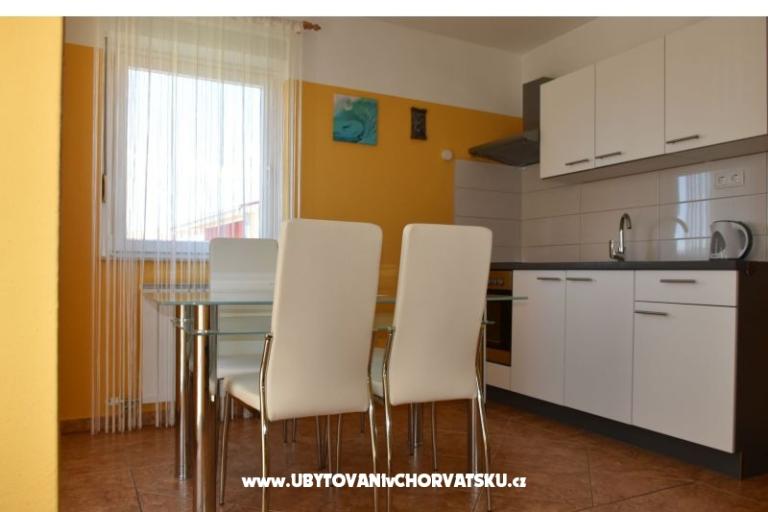 Apartmaji Jelena – foto 13