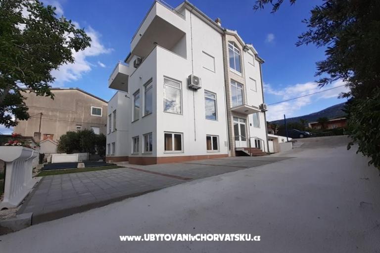 Apartmaji Karadza – foto 14