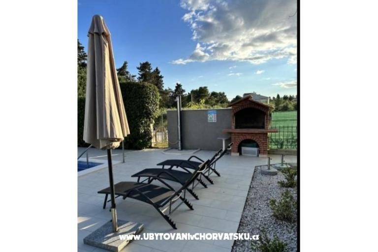 Apartmaji Villa Ohana – foto 3