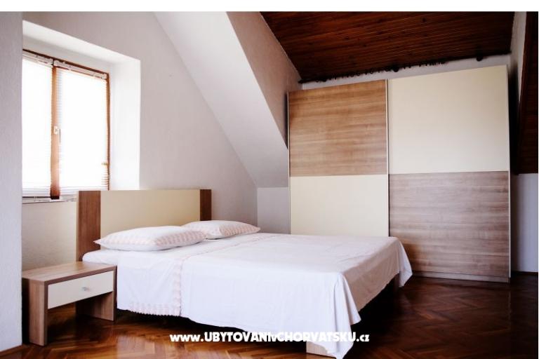 Stona hiša – foto 13