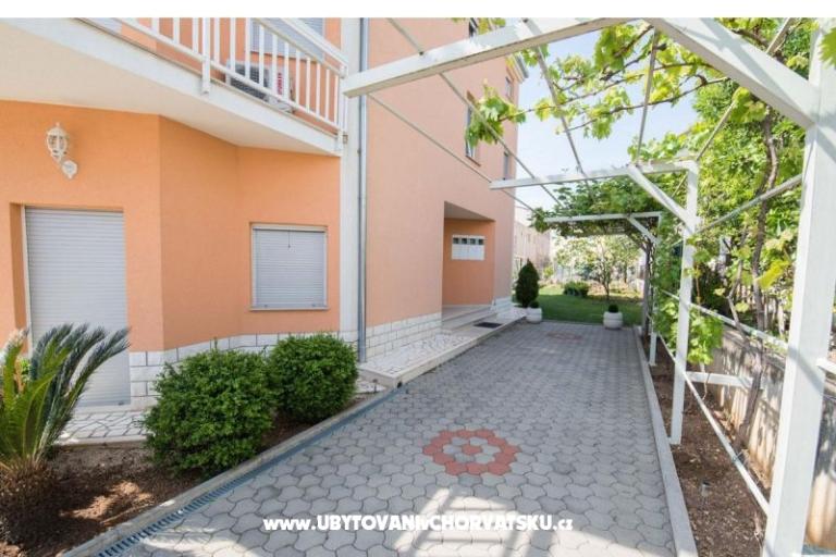 Villa Diva Apartmaji – foto 3