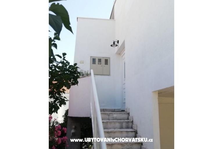 Apartma Mediteranska kuća – foto 9