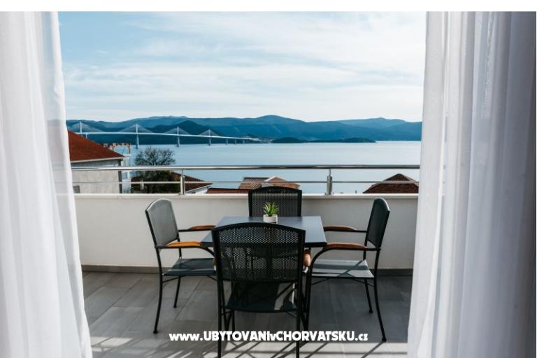 Apartmaji Komarna – foto 6