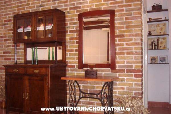 Apartmaji Nikolac – foto 7