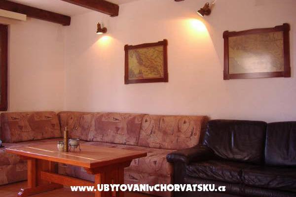 Apartmaji Nikolac – foto 8